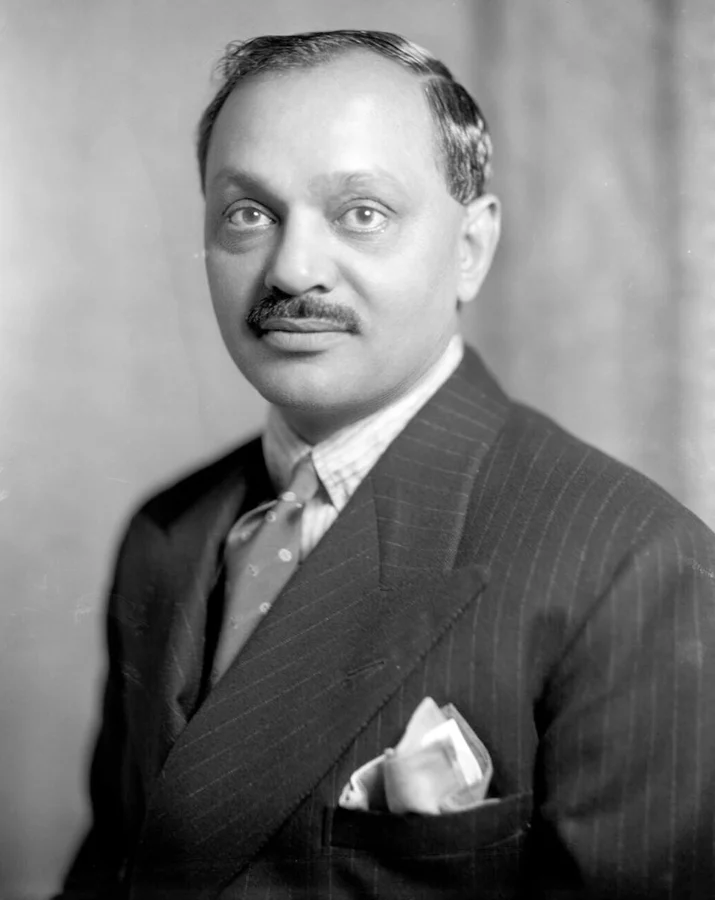 Digvijaysinhji of Nawanagar — 1935 ad studio photograph